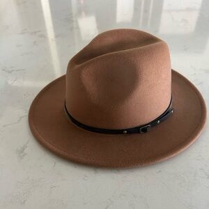 Brown Maiers Hat with Band
